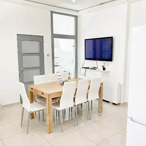Luxury In The Centre Ac Parking Garden Apartament Budapesta